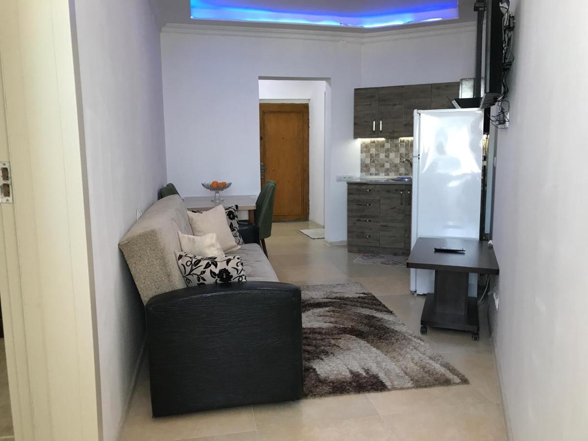 Apartment By The Sea Batoumi Extérieur photo